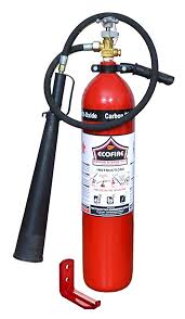 C02 4.5kg capacity Fire Extinguisher, high pressure steel cylinder, complete with wheel type valves, internal discharge tube with high pressure wire braided hose with horn, mounted on light weight rubber tired wheels, trolley mounted, fully charged, as per ISS: 2878 with ISI Mark with Peso Approved